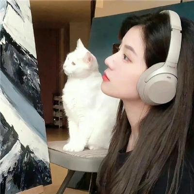它在身后